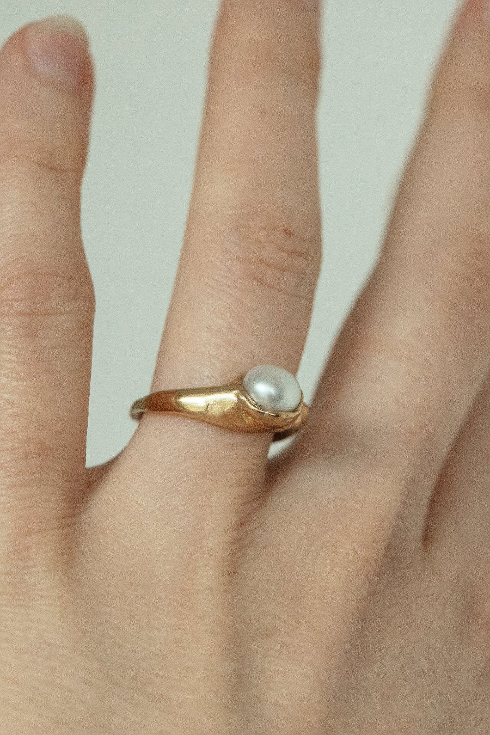 Classic Pearl Ring