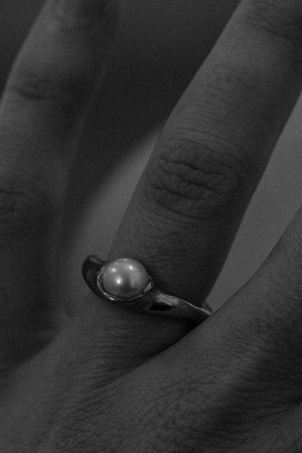 Classic Pearl Ring