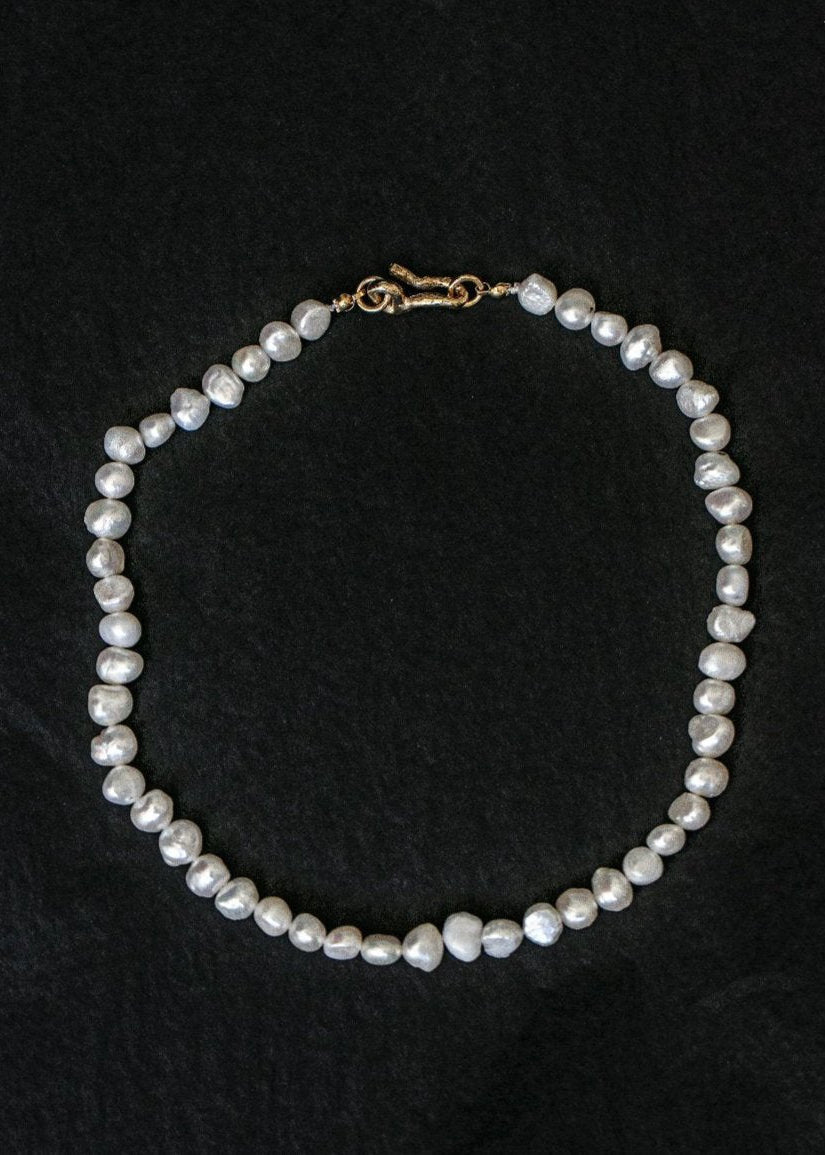 Classic Pearl Necklace