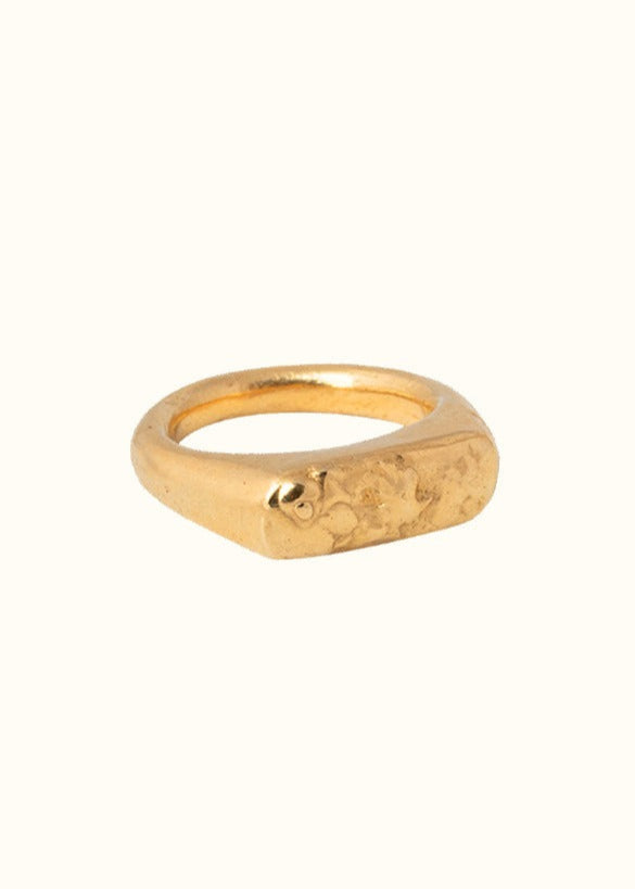 Classic Signet Ring 02